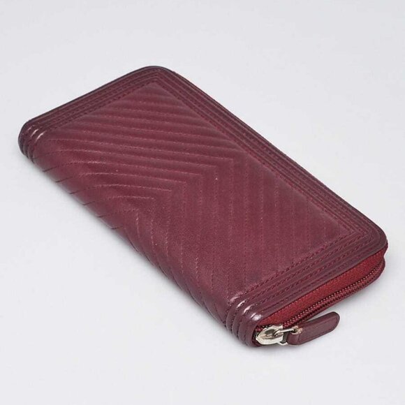 Chanel Burgundy Chevron Quilted Lambskin Leather Boy Yen Wallet - Picture 2 of 7